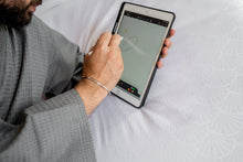 Load image into Gallery viewer, Lotus | Queen Size - Satin Duvet Set 500 TC (Bed 160-180)