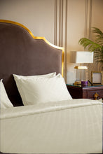 Load image into Gallery viewer, Lotus | Royale Set - Queen Size (Bed 160-180)