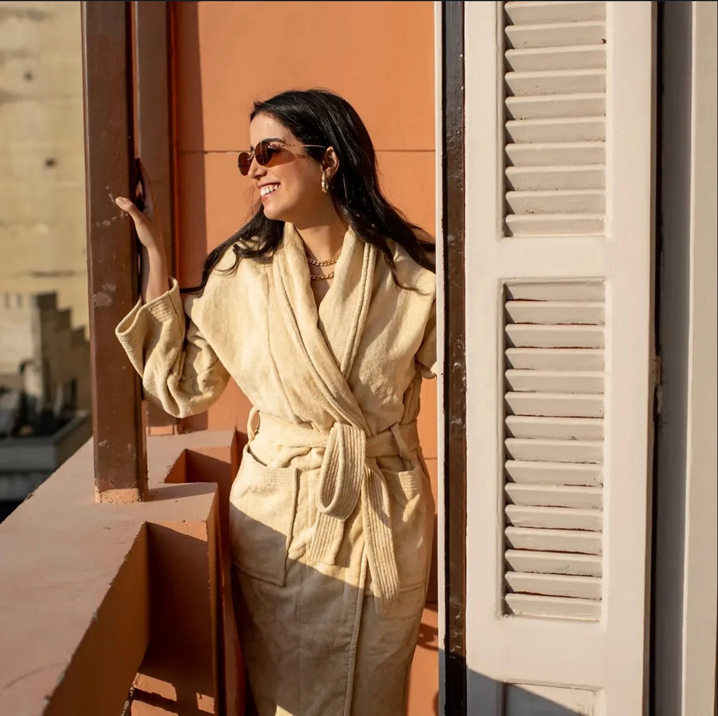 HOME ESSENTIALS | Bathrobe