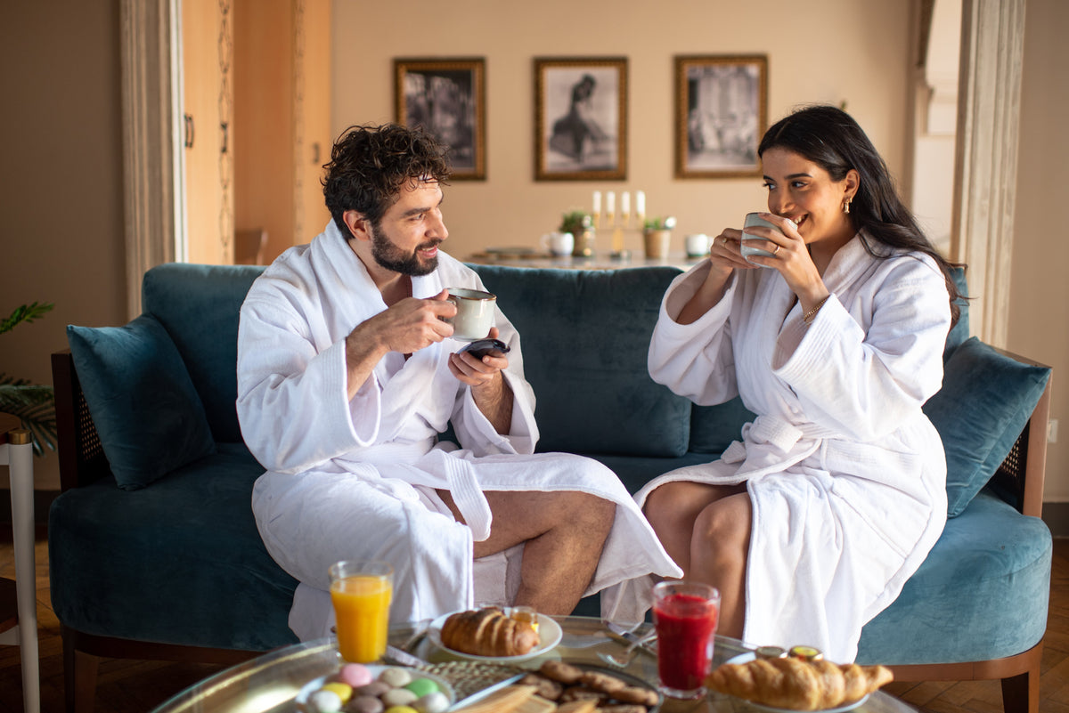 HOME ESSENTIALS | Bathrobe